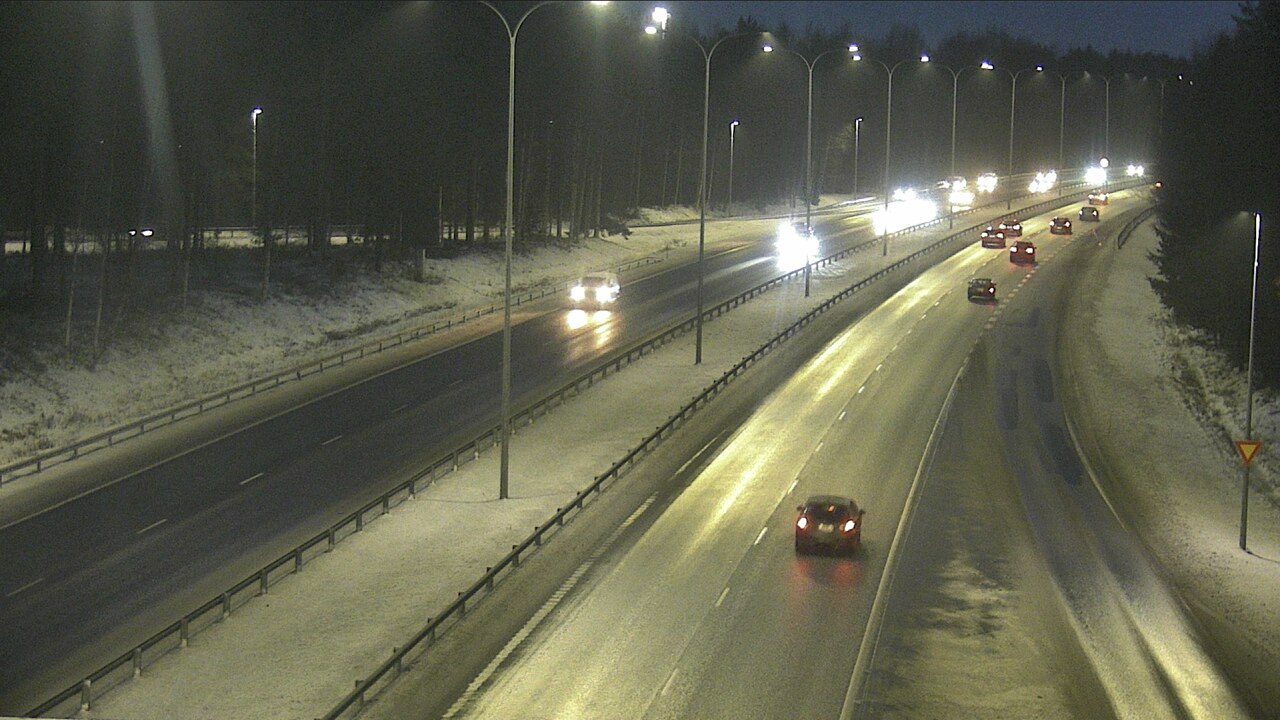 Weather Camera Image Väg 4 Uleåborg, Isko, Oulu, Pohjois-Pohjanmaa