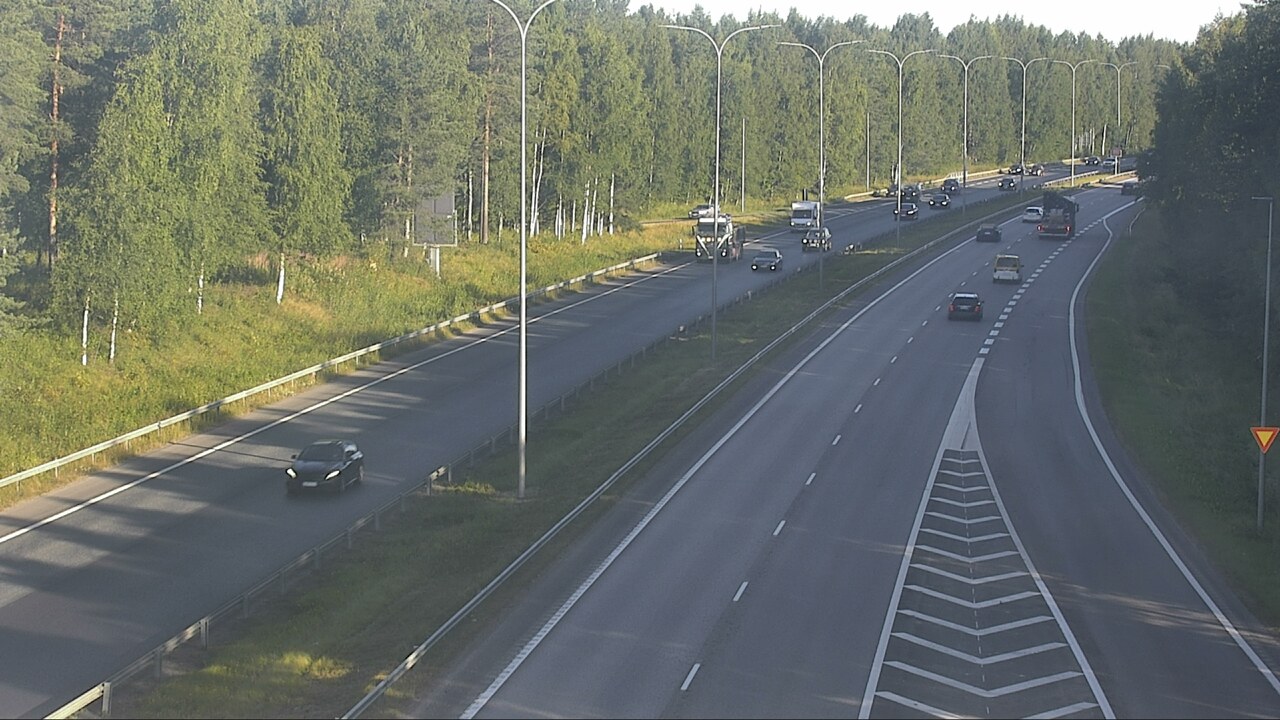 Weather Camera Image Road 4 Oulu, Isko, Oulu, Pohjois-Pohjanmaa
