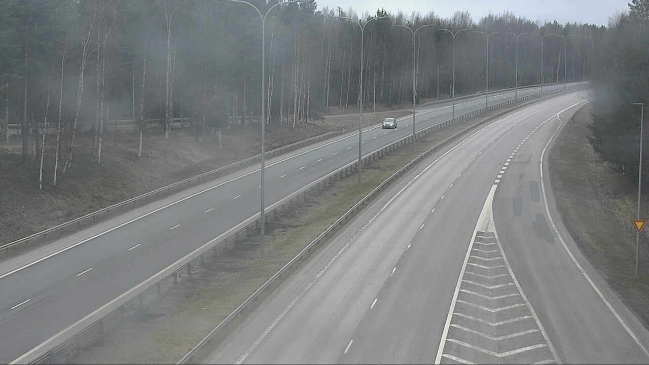 Weather Camera Image Väg 4 Uleåborg, Isko, Oulu, Pohjois-Pohjanmaa