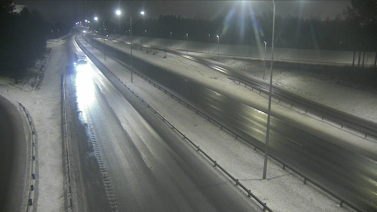 Weather Camera Image Väg 4 Uleåborg, Isko, Oulu, Pohjois-Pohjanmaa