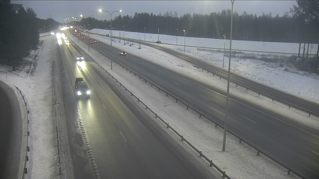 Weather Camera Image Väg 4 Uleåborg, Isko, Oulu, Pohjois-Pohjanmaa