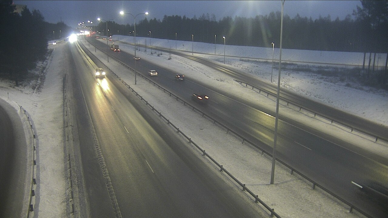 Weather Camera Image Väg 4 Uleåborg, Isko, Oulu, Pohjois-Pohjanmaa