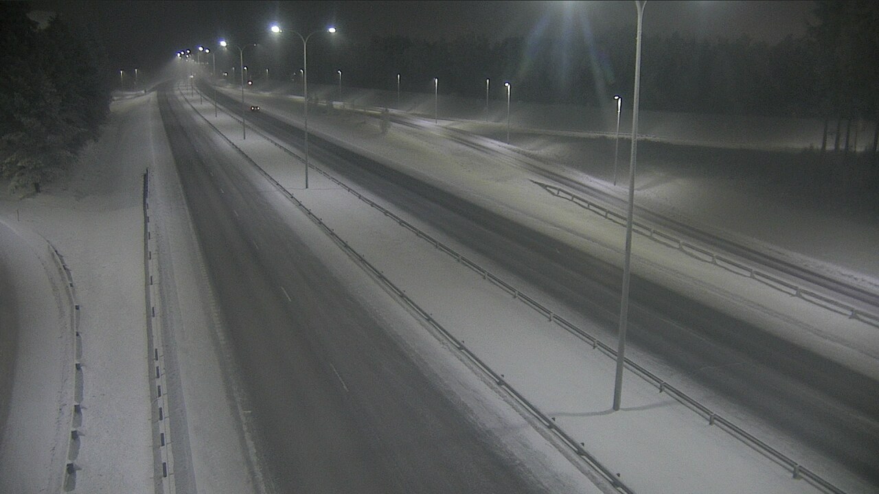 Weather Camera Image Road 4 Oulu, Isko, Oulu, Pohjois-Pohjanmaa