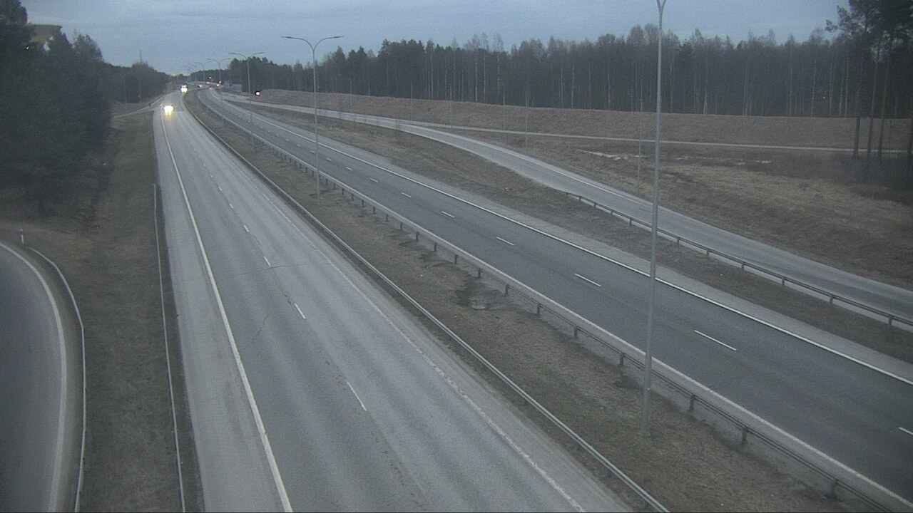 Weather Camera Image Väg 4 Uleåborg, Isko, Oulu, Pohjois-Pohjanmaa