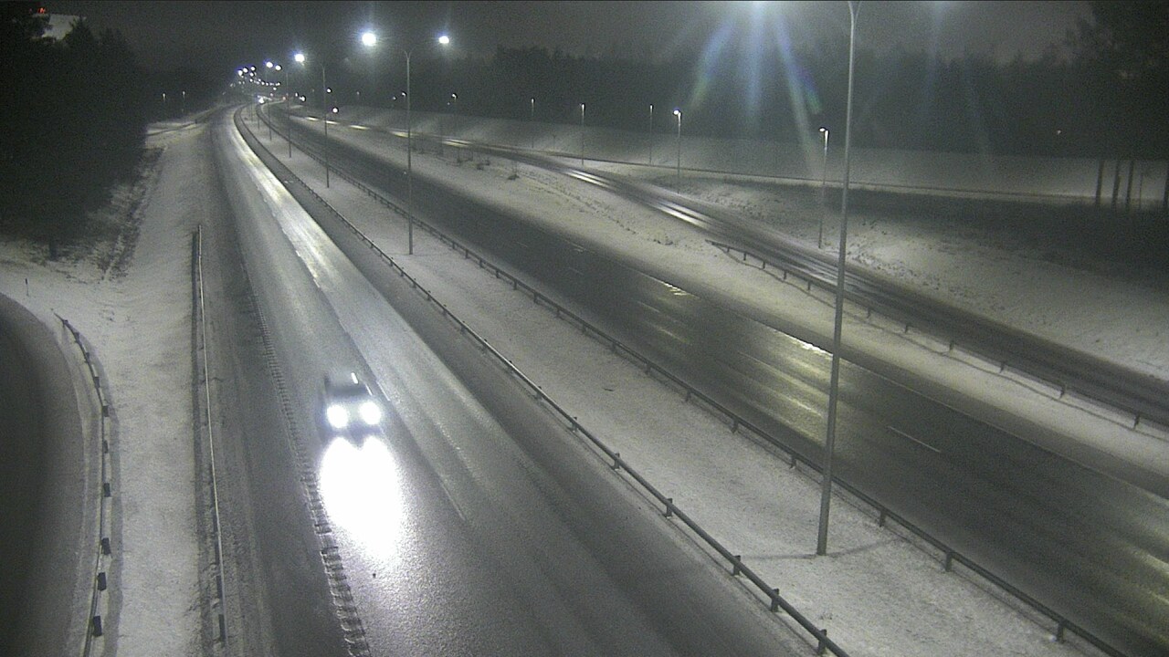 Weather Camera Image Väg 4 Uleåborg, Isko, Oulu, Pohjois-Pohjanmaa