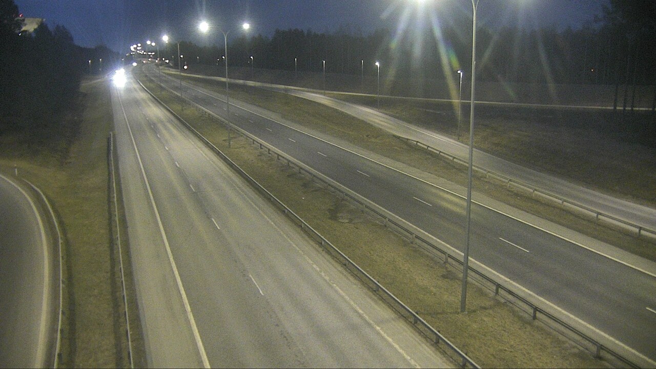 Weather Camera Image Väg 4 Uleåborg, Isko, Oulu, Pohjois-Pohjanmaa