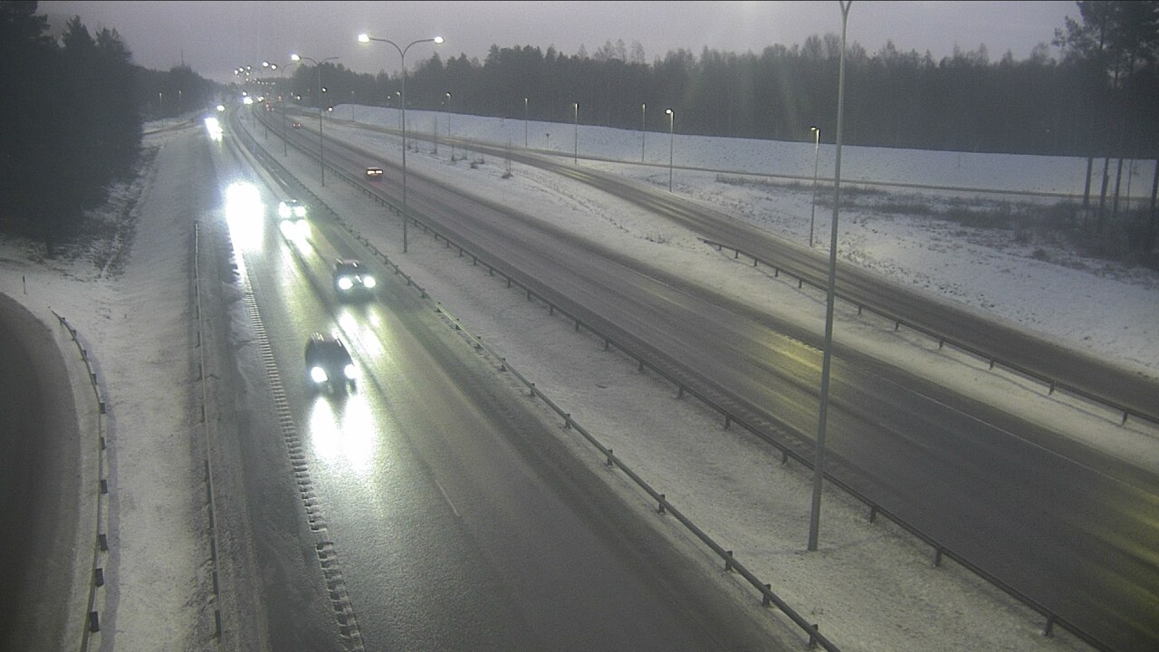 Weather Camera Image Road 4 Oulu, Isko, Oulu, Pohjois-Pohjanmaa
