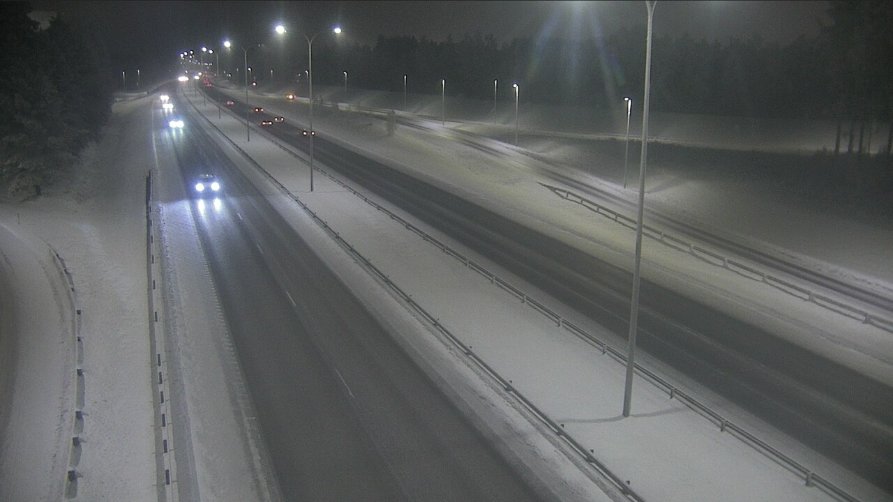 Weather Camera Image Road 4 Oulu, Isko, Oulu, Pohjois-Pohjanmaa