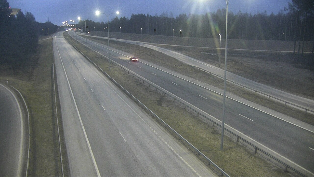 Weather Camera Image Väg 4 Uleåborg, Isko, Oulu, Pohjois-Pohjanmaa