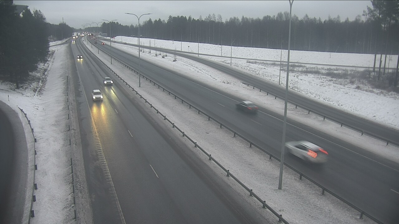 Weather Camera Image Väg 4 Uleåborg, Isko, Oulu, Pohjois-Pohjanmaa