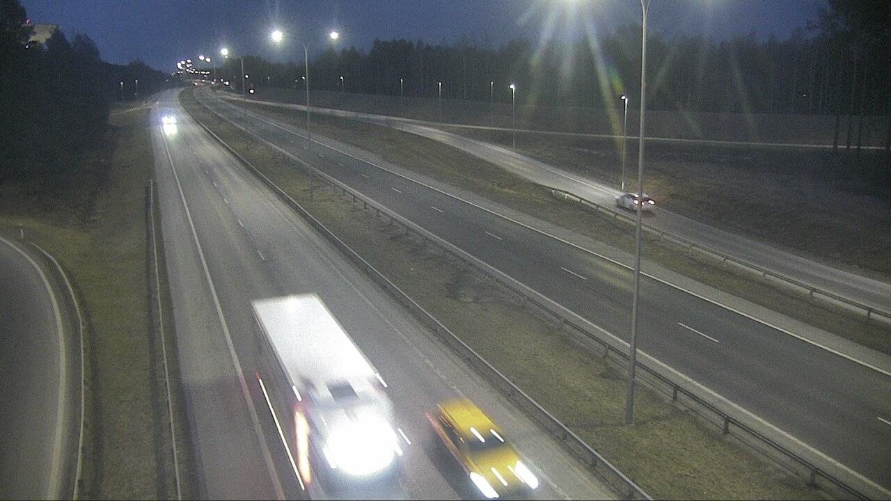 Weather Camera Image Väg 4 Uleåborg, Isko, Oulu, Pohjois-Pohjanmaa
