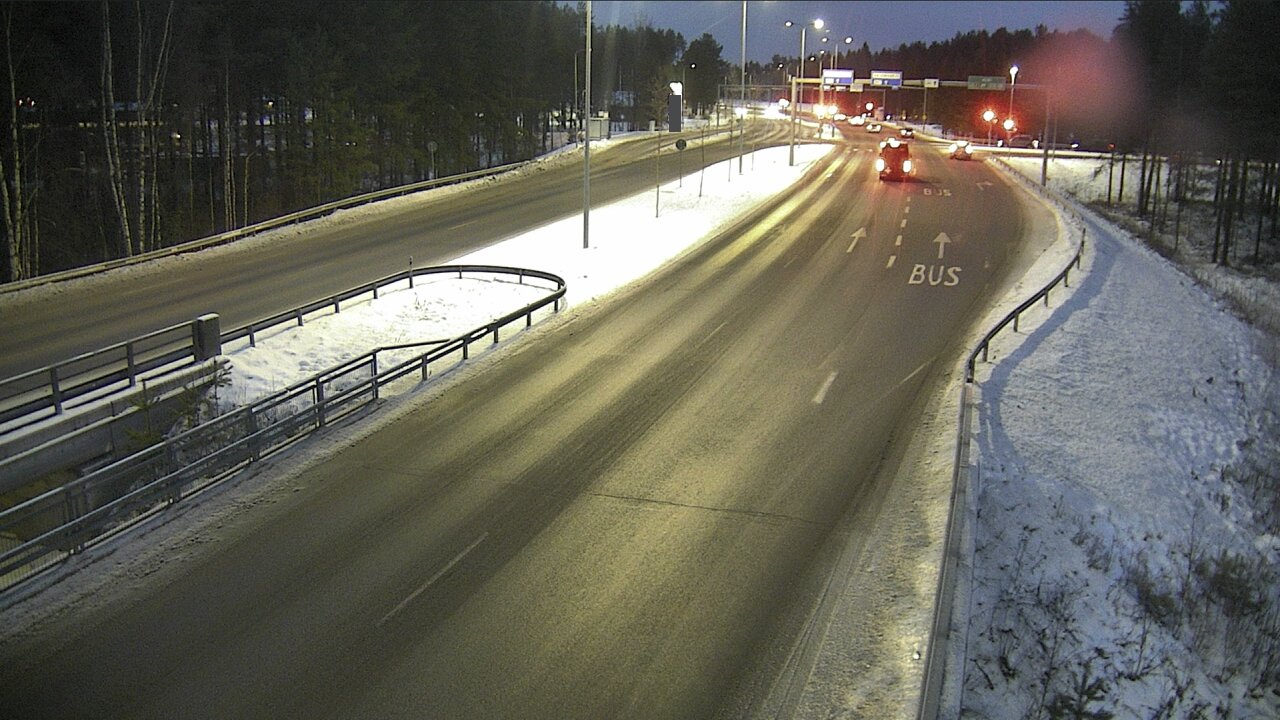 Weather Camera Image Väg 4 Uleåborg, Isko, Oulu, Pohjois-Pohjanmaa