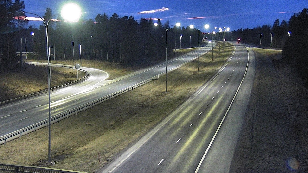 Weather Camera Image Väg 4 Oleåborg, Pateniemi, Oulu, Pohjois-Pohjanmaa