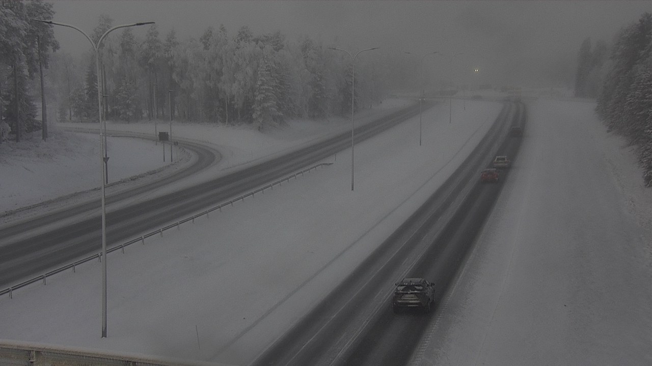 Weather Camera Image Road 4 Oulu, Pateniemi, Oulu, Pohjois-Pohjanmaa