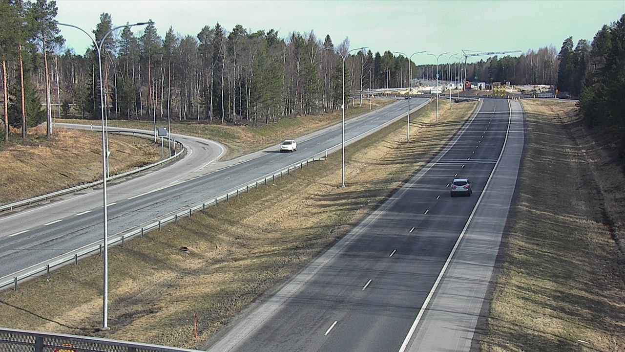 Weather Camera Image Väg 4 Oleåborg, Pateniemi, Oulu, Pohjois-Pohjanmaa