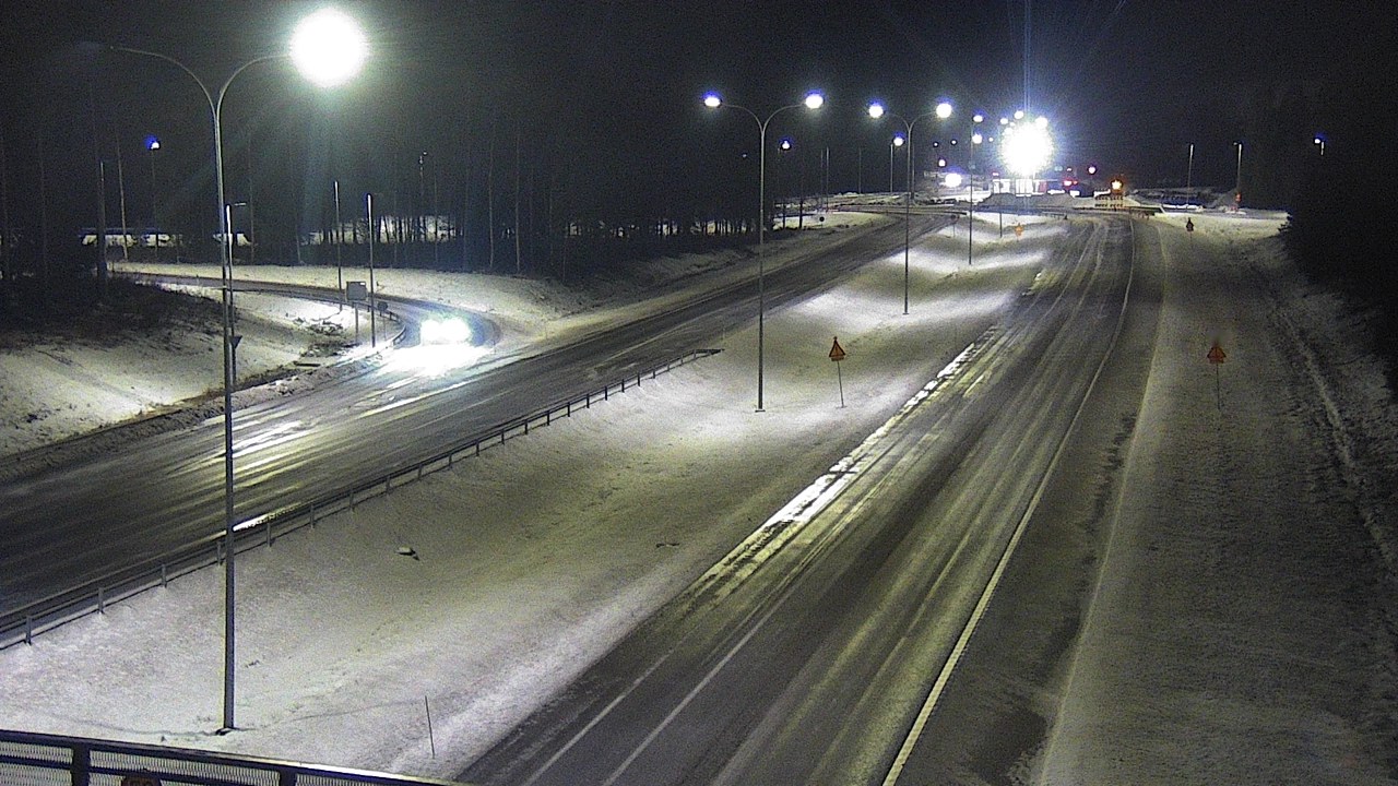Weather Camera Image Väg 4 Oleåborg, Pateniemi, Oulu, Pohjois-Pohjanmaa