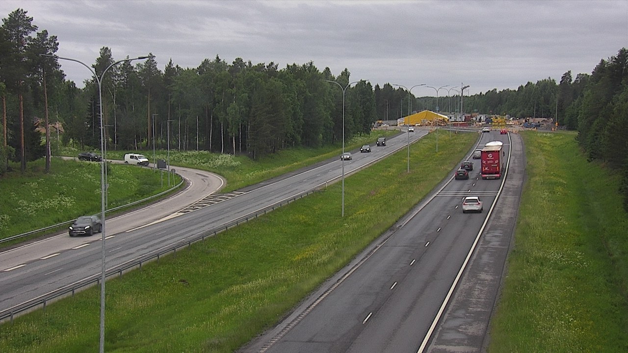 Weather Camera Image Väg 4 Oleåborg, Pateniemi, Oulu, Pohjois-Pohjanmaa