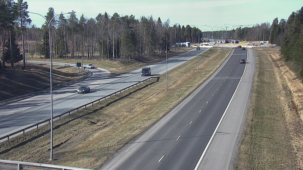 Weather Camera Image Väg 4 Oleåborg, Pateniemi, Oulu, Pohjois-Pohjanmaa
