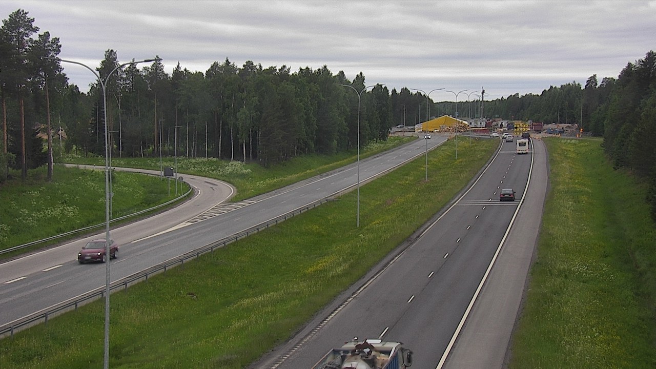 Weather Camera Image Väg 4 Oleåborg, Pateniemi, Oulu, Pohjois-Pohjanmaa