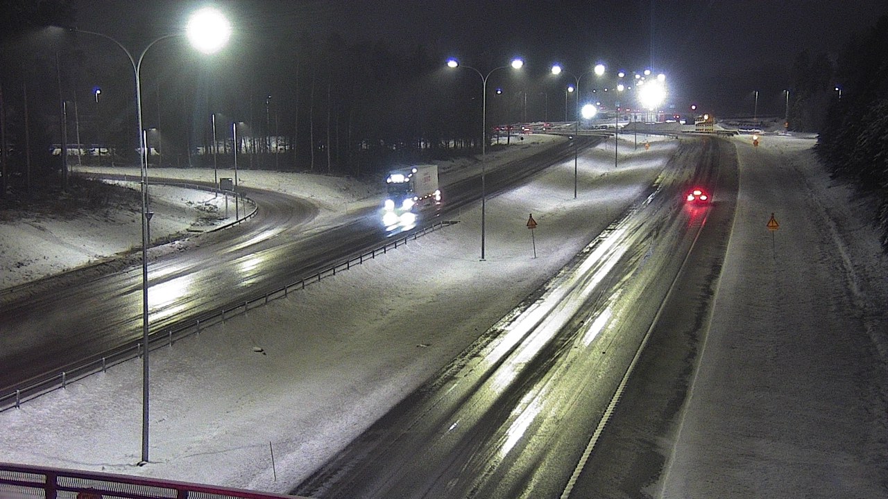 Weather Camera Image Väg 4 Oleåborg, Pateniemi, Oulu, Pohjois-Pohjanmaa