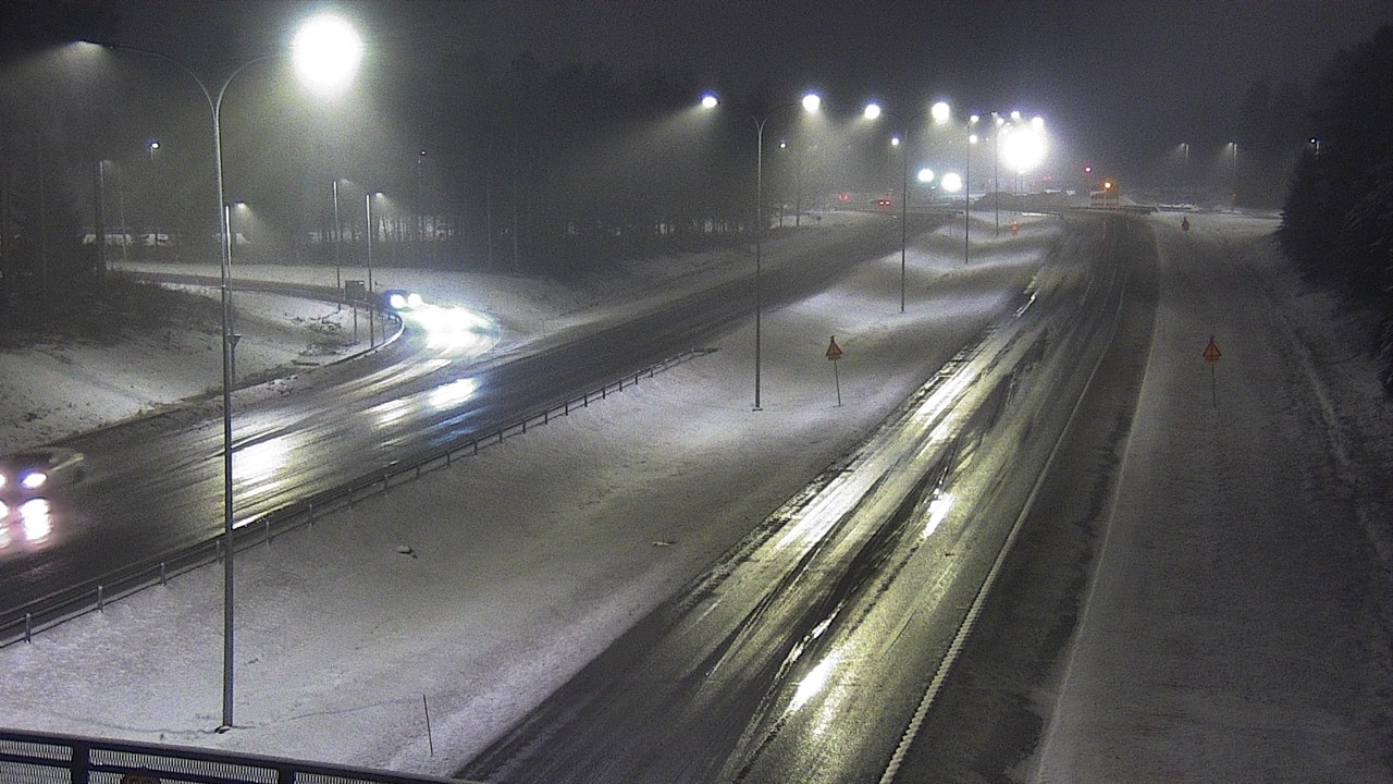 Weather Camera Image Väg 4 Oleåborg, Pateniemi, Oulu, Pohjois-Pohjanmaa