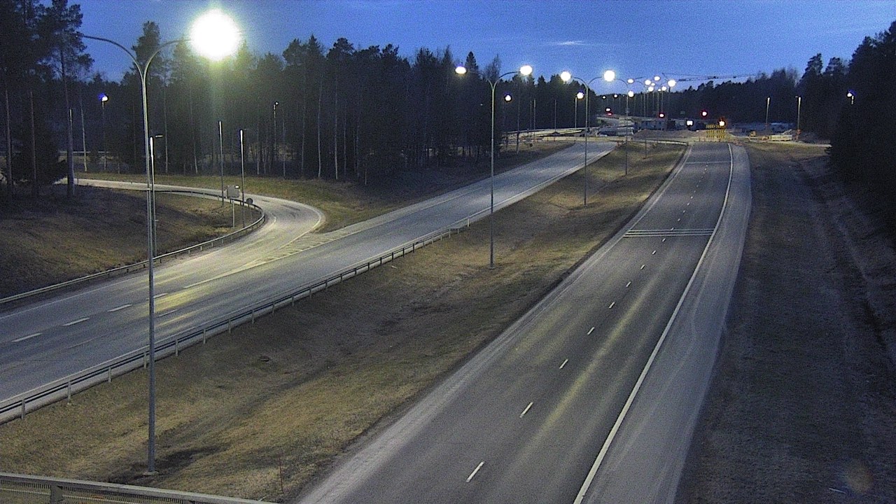 Weather Camera Image Väg 4 Oleåborg, Pateniemi, Oulu, Pohjois-Pohjanmaa