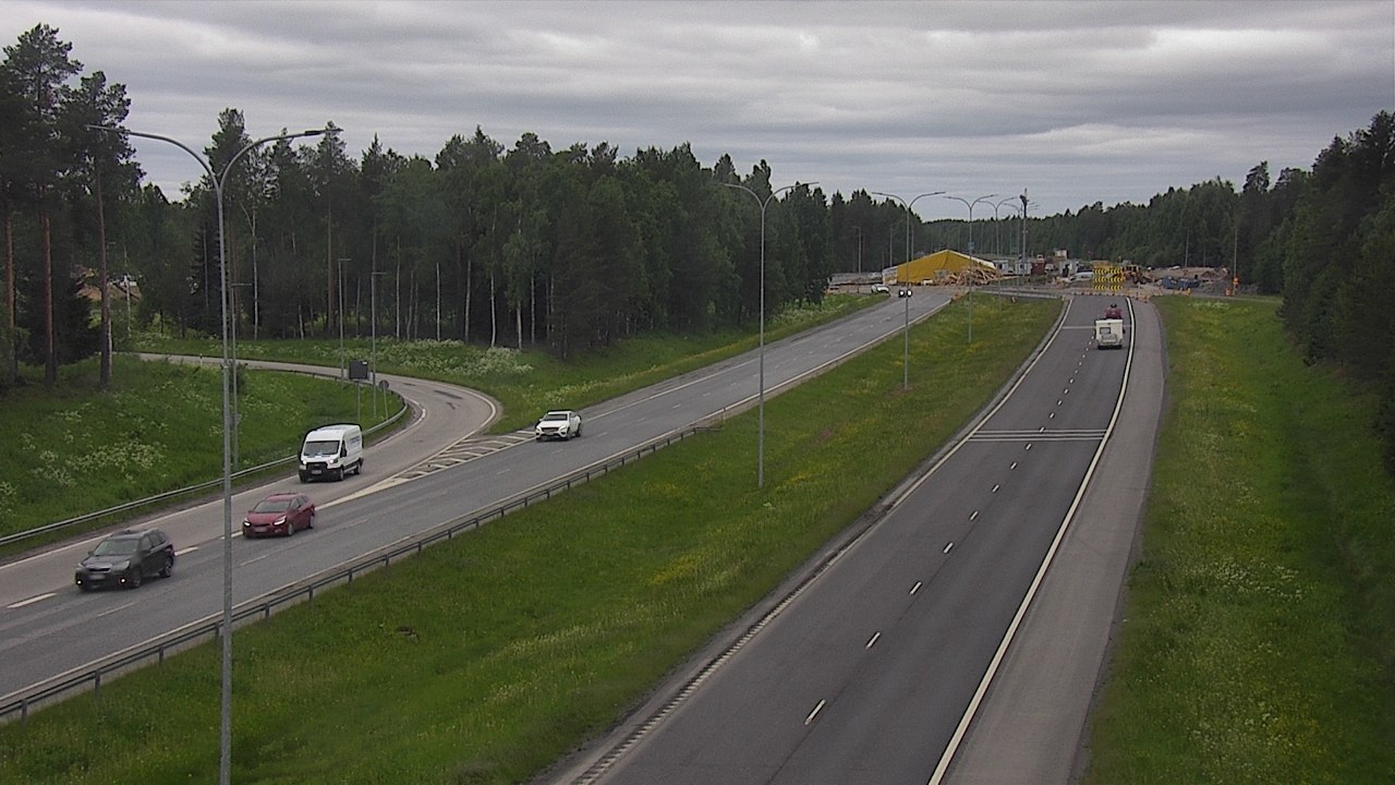 Weather Camera Image Väg 4 Oleåborg, Pateniemi, Oulu, Pohjois-Pohjanmaa