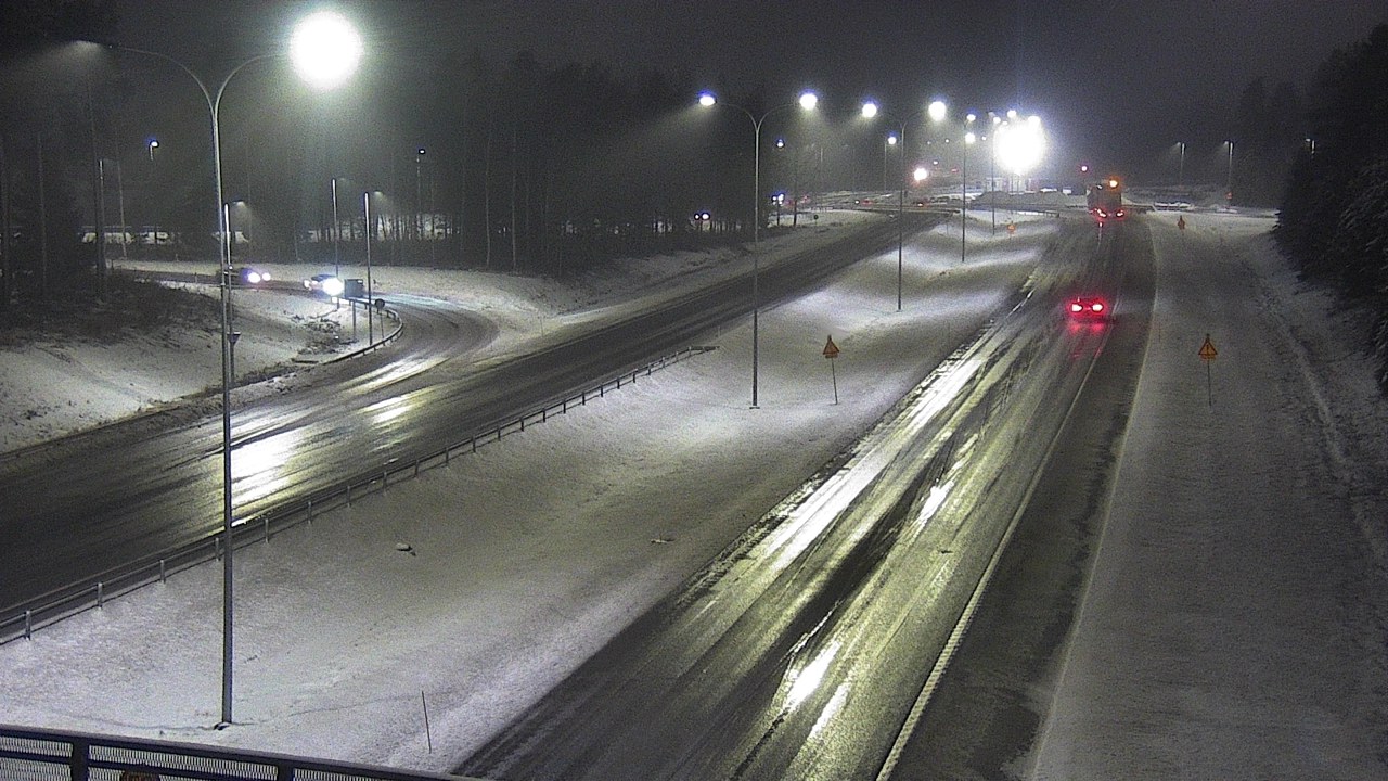 Weather Camera Image Väg 4 Oleåborg, Pateniemi, Oulu, Pohjois-Pohjanmaa