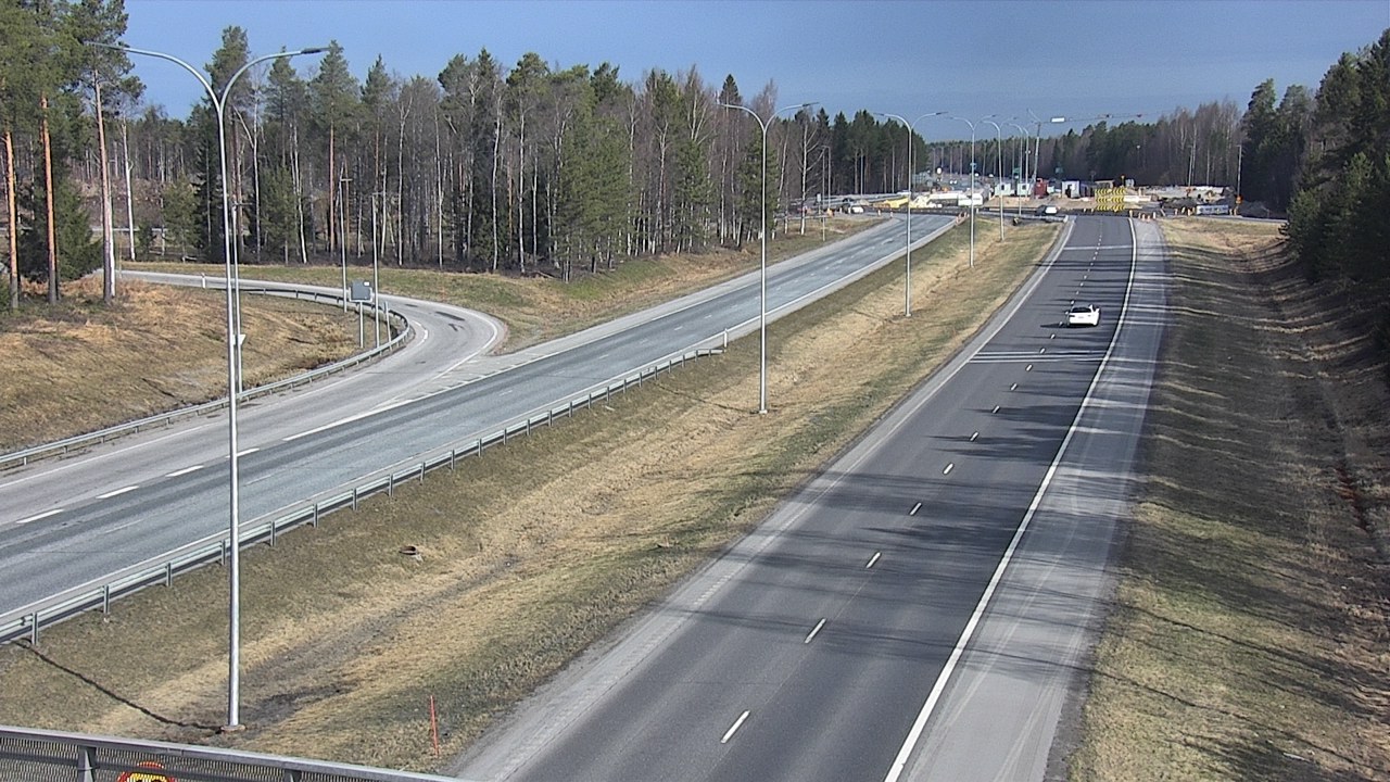 Weather Camera Image Road 4 Oulu, Pateniemi, Oulu, Pohjois-Pohjanmaa