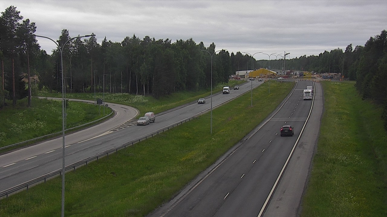 Weather Camera Image Väg 4 Oleåborg, Pateniemi, Oulu, Pohjois-Pohjanmaa