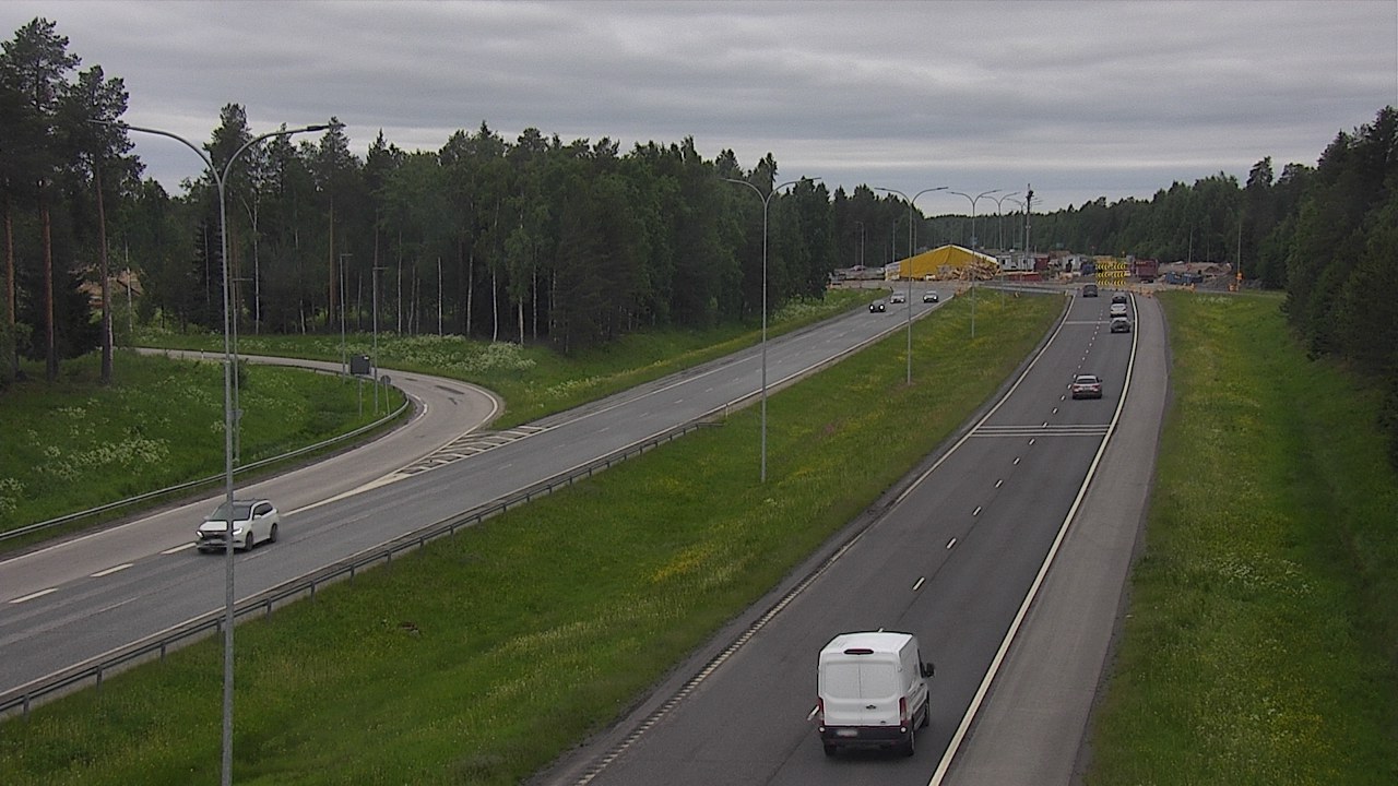Weather Camera Image Väg 4 Oleåborg, Pateniemi, Oulu, Pohjois-Pohjanmaa