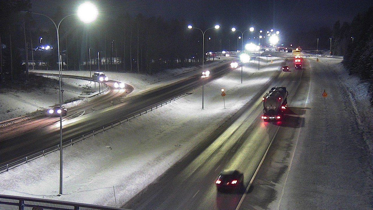 Weather Camera Image Väg 4 Oleåborg, Pateniemi, Oulu, Pohjois-Pohjanmaa