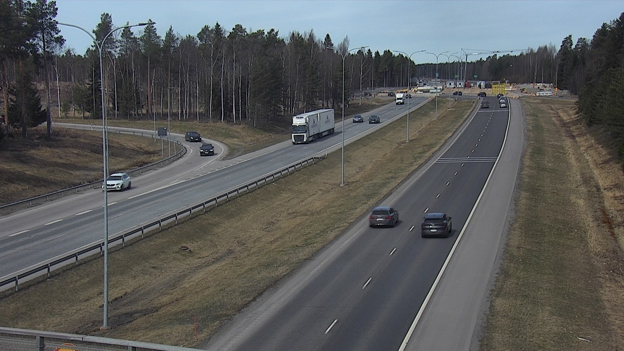Weather Camera Image Väg 4 Oleåborg, Pateniemi, Oulu, Pohjois-Pohjanmaa
