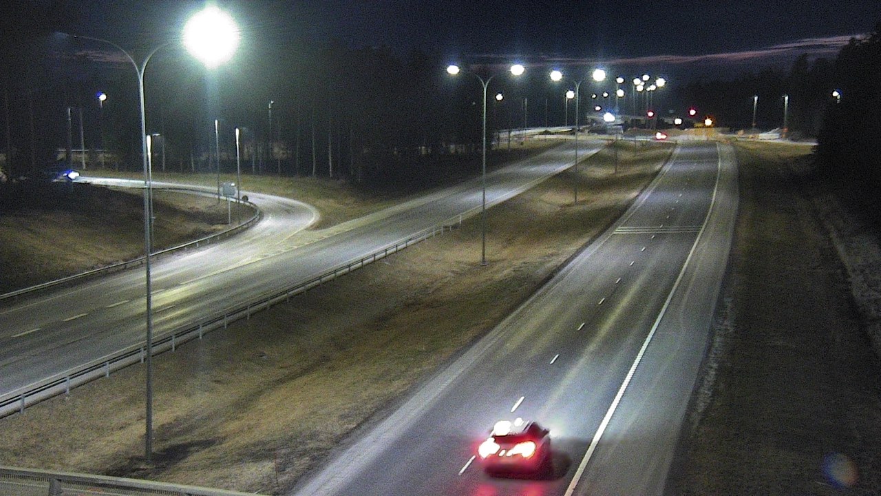 Weather Camera Image Väg 4 Oleåborg, Pateniemi, Oulu, Pohjois-Pohjanmaa