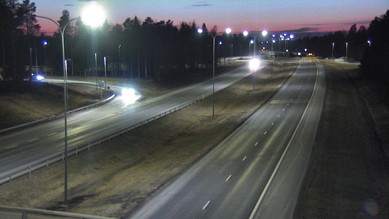 Weather Camera Image Väg 4 Oleåborg, Pateniemi, Oulu, Pohjois-Pohjanmaa