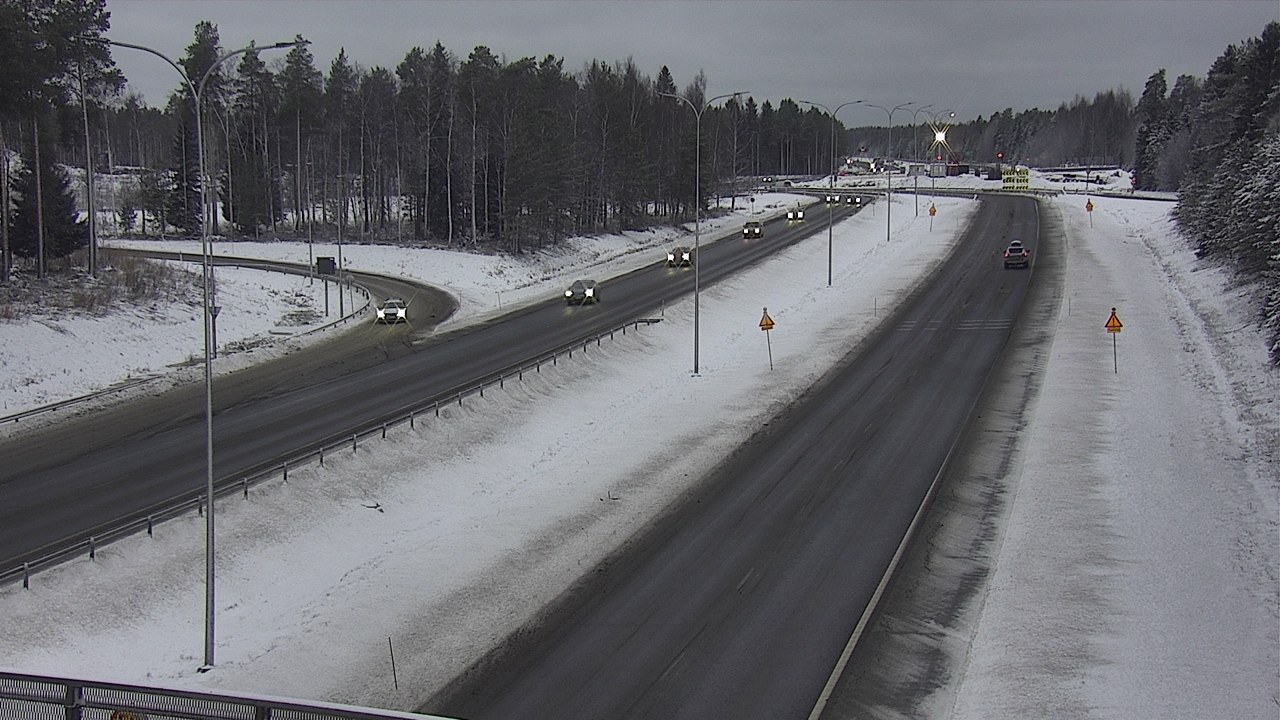 Weather Camera Image Väg 4 Oleåborg, Pateniemi, Oulu, Pohjois-Pohjanmaa