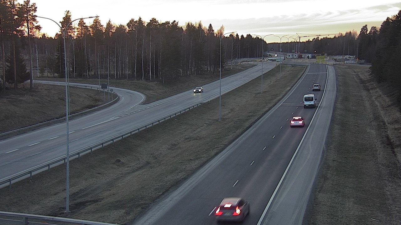 Weather Camera Image Väg 4 Oleåborg, Pateniemi, Oulu, Pohjois-Pohjanmaa