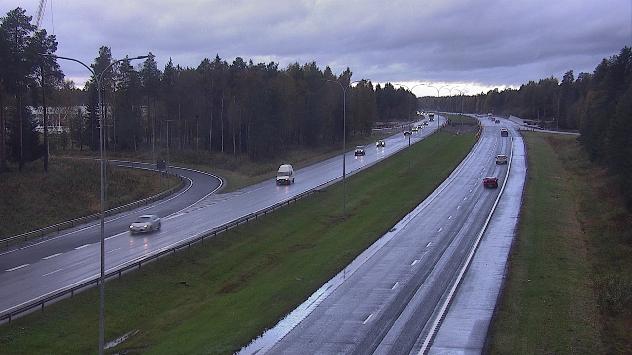 Weather Camera Image Väg 4 Oleåborg, Pateniemi, Oulu, Pohjois-Pohjanmaa