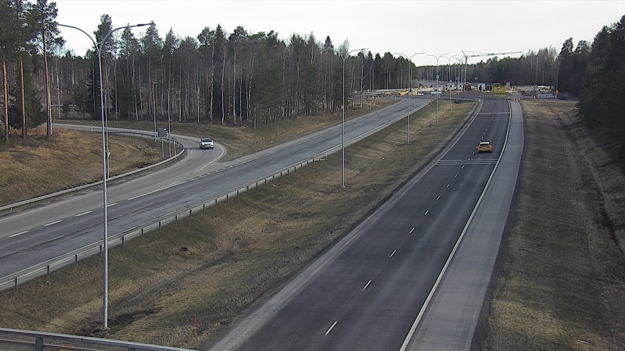 Weather Camera Image Väg 4 Oleåborg, Pateniemi, Oulu, Pohjois-Pohjanmaa
