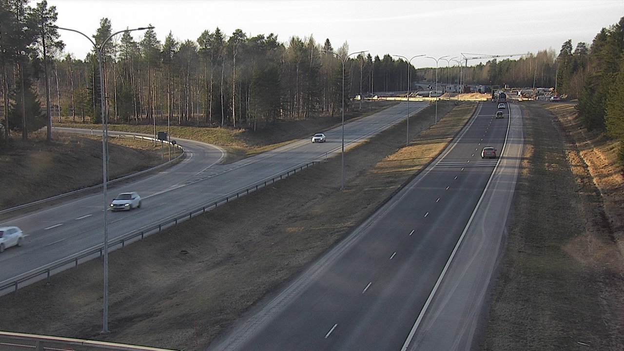 Weather Camera Image Väg 4 Oleåborg, Pateniemi, Oulu, Pohjois-Pohjanmaa