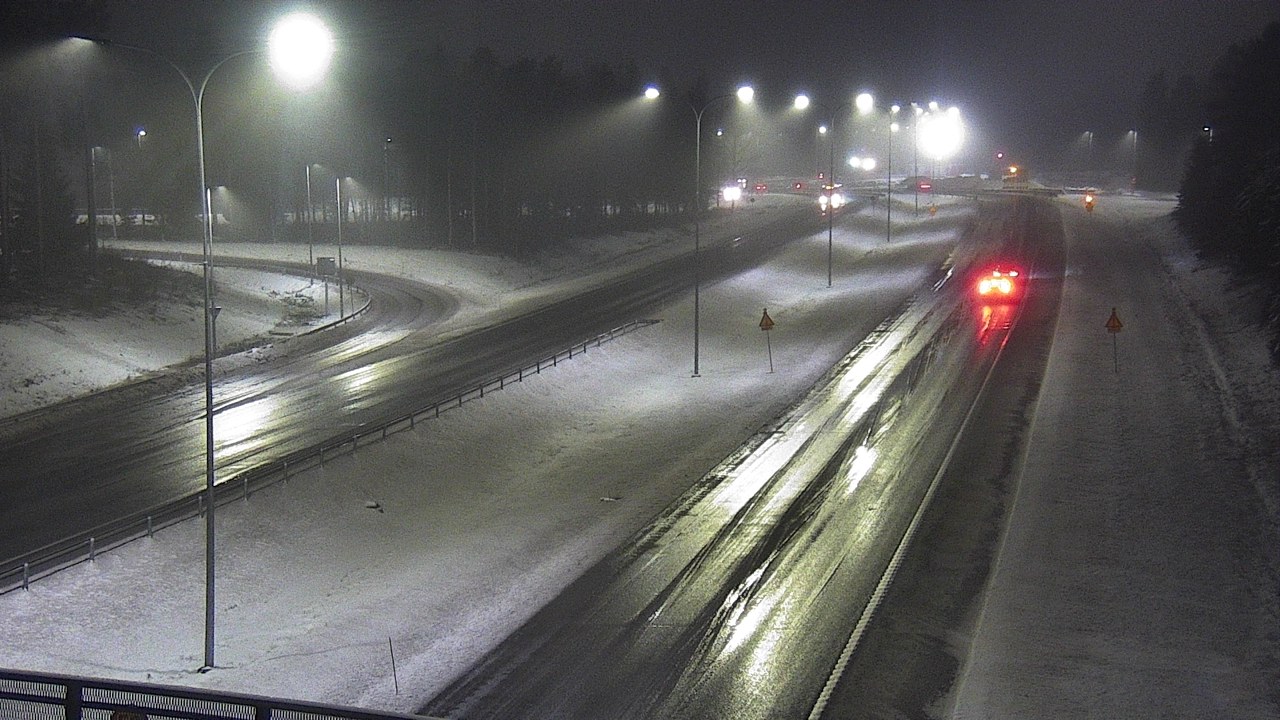 Weather Camera Image Väg 4 Oleåborg, Pateniemi, Oulu, Pohjois-Pohjanmaa