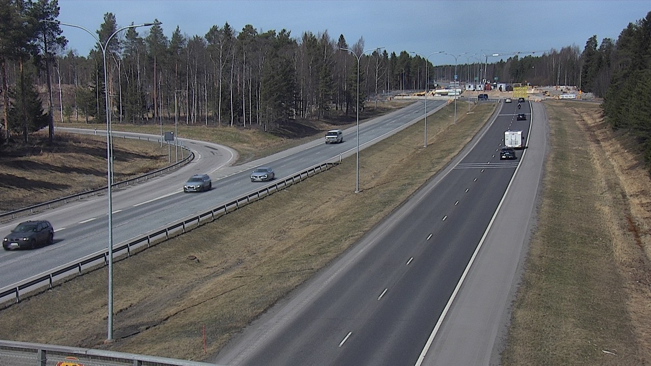 Weather Camera Image Väg 4 Oleåborg, Pateniemi, Oulu, Pohjois-Pohjanmaa