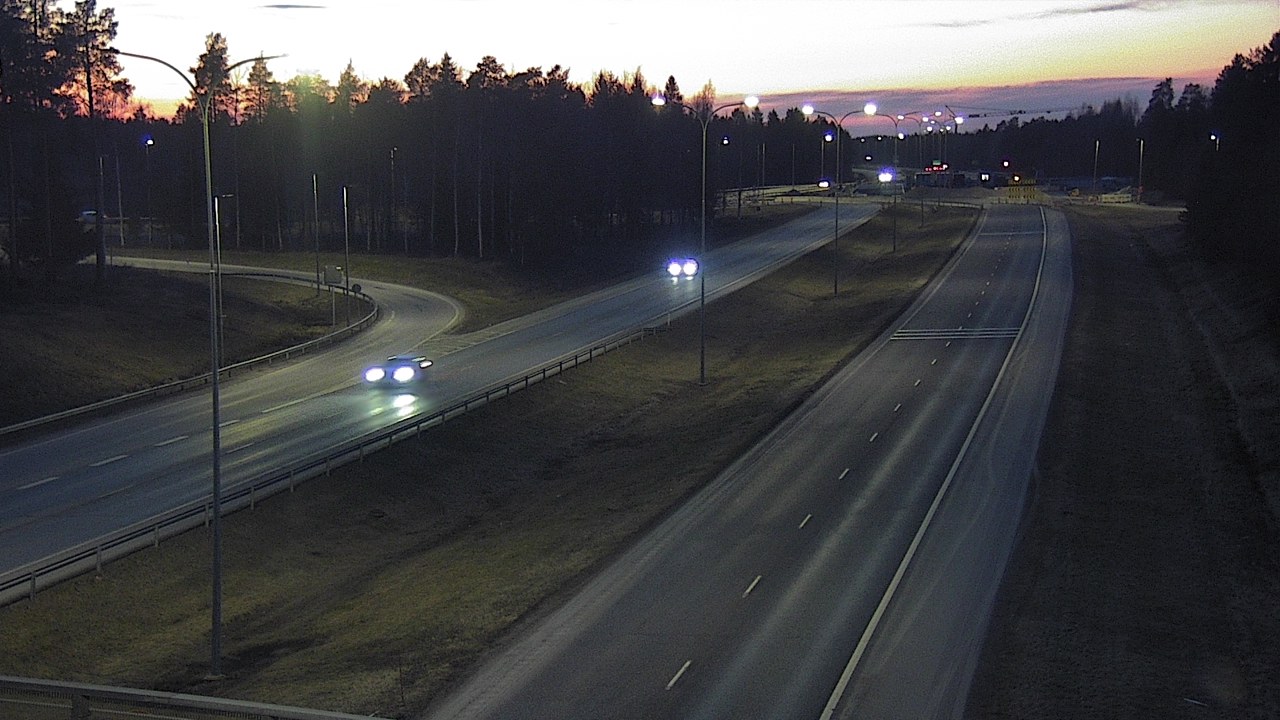 Weather Camera Image Väg 4 Oleåborg, Pateniemi, Oulu, Pohjois-Pohjanmaa