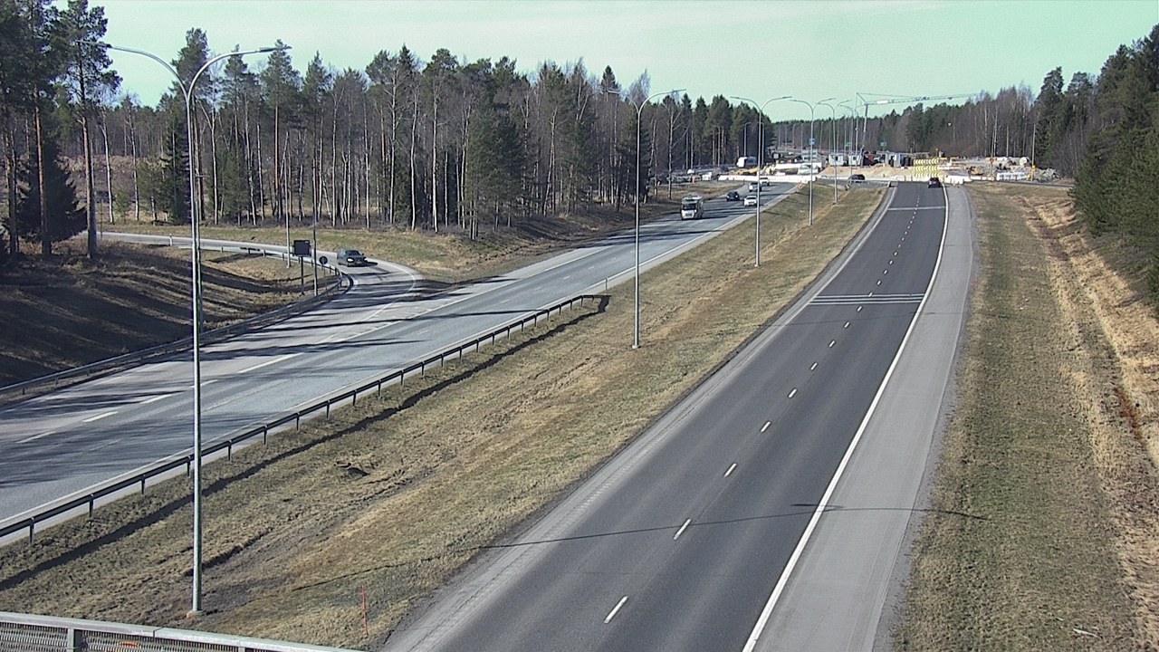 Weather Camera Image Väg 4 Oleåborg, Pateniemi, Oulu, Pohjois-Pohjanmaa