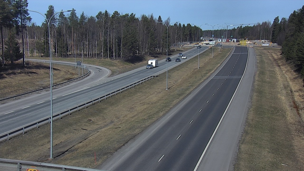 Weather Camera Image Väg 4 Oleåborg, Pateniemi, Oulu, Pohjois-Pohjanmaa