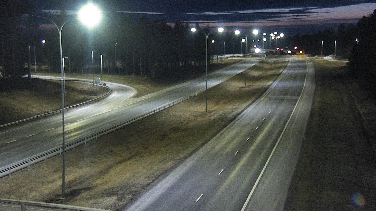 Weather Camera Image Väg 4 Oleåborg, Pateniemi, Oulu, Pohjois-Pohjanmaa