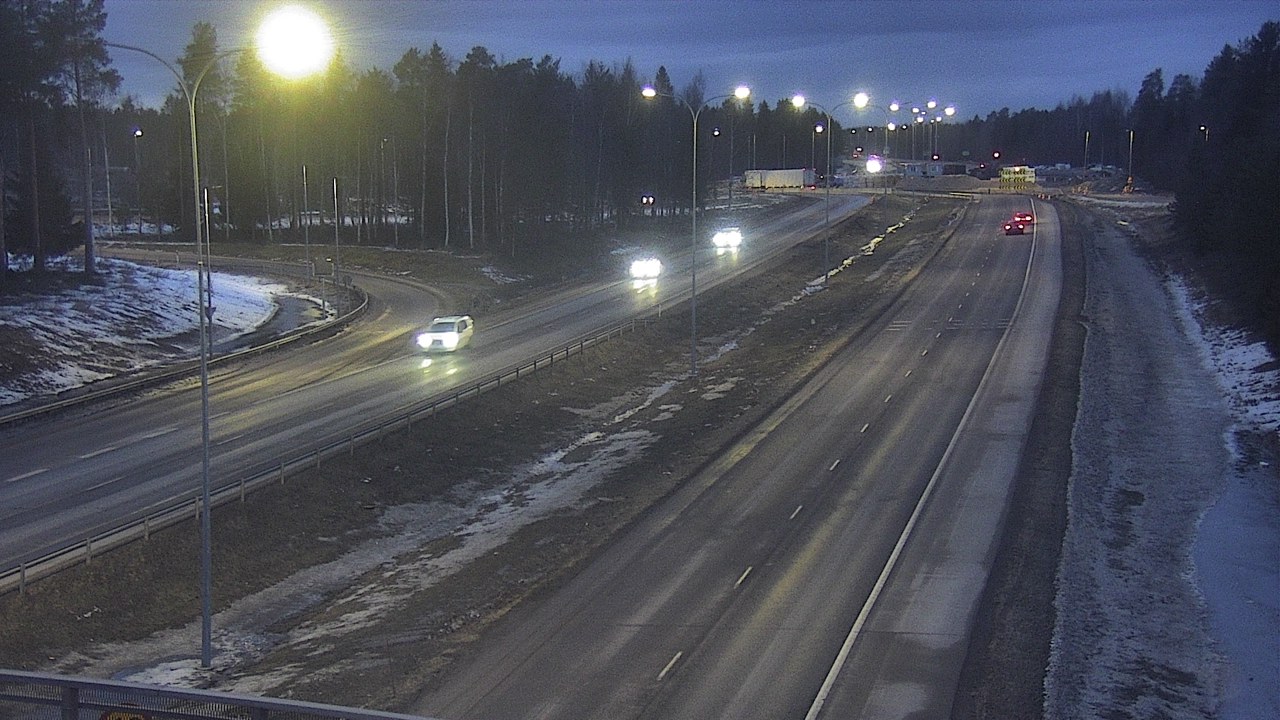 Weather Camera Image Road 4 Oulu, Pateniemi, Oulu, Pohjois-Pohjanmaa