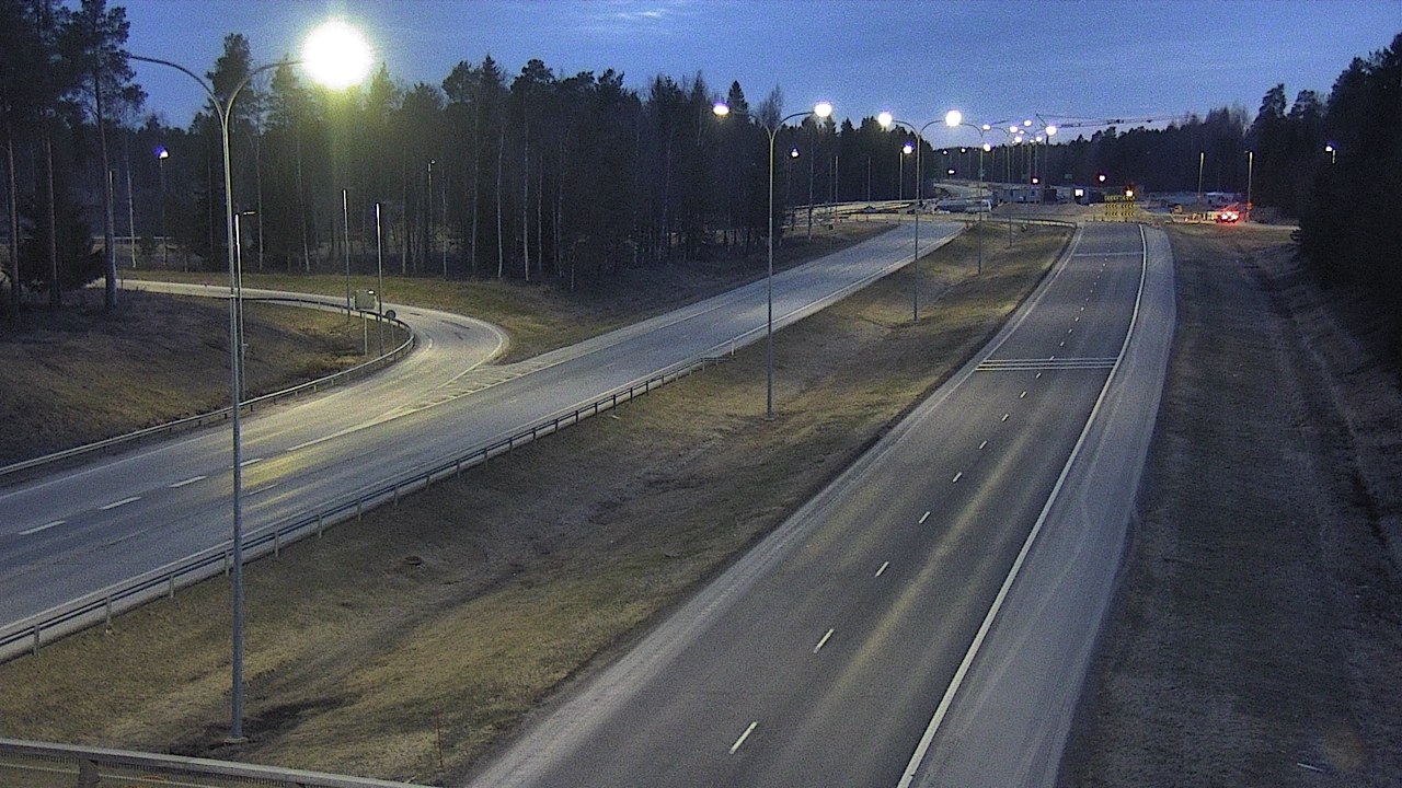 Weather Camera Image Väg 4 Oleåborg, Pateniemi, Oulu, Pohjois-Pohjanmaa