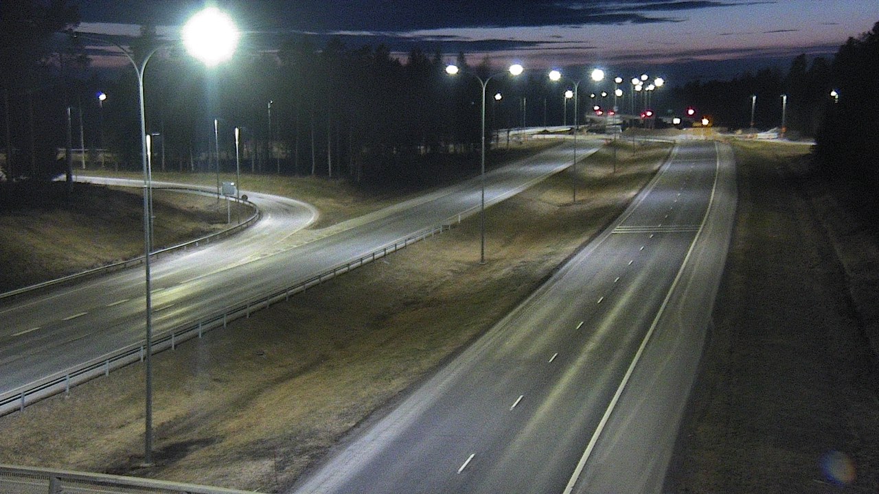 Weather Camera Image Väg 4 Oleåborg, Pateniemi, Oulu, Pohjois-Pohjanmaa