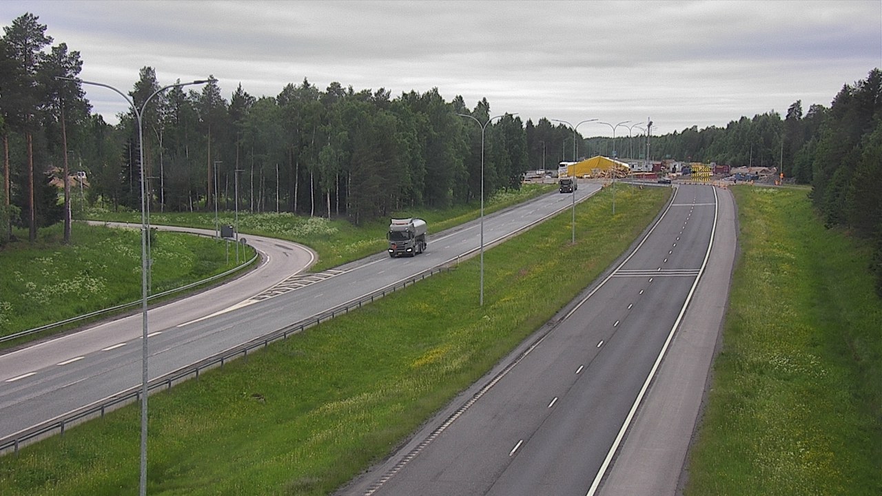 Weather Camera Image Väg 4 Oleåborg, Pateniemi, Oulu, Pohjois-Pohjanmaa
